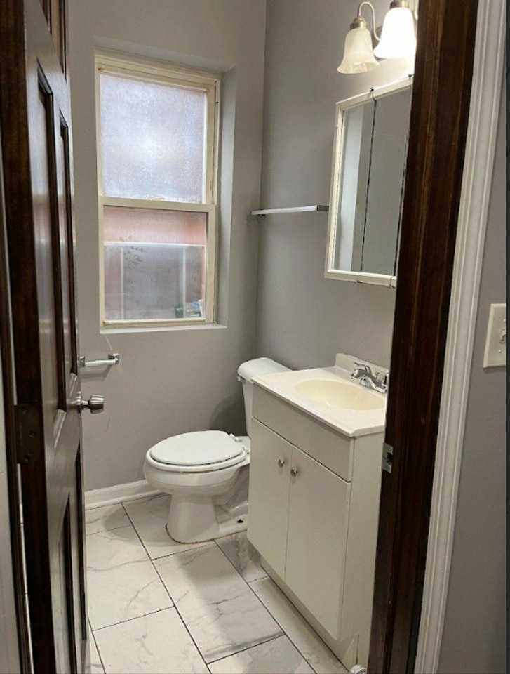 6350 S Ada St - Photo 6 of 6