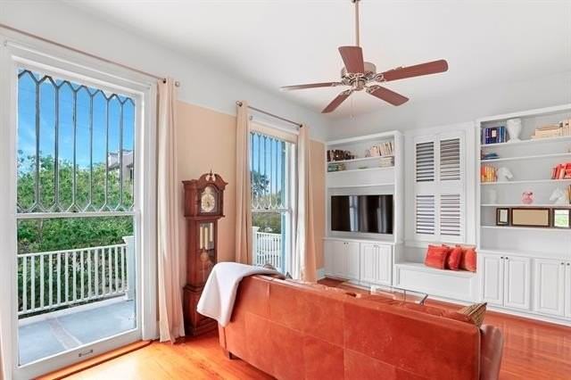 4431 Loyola Ave - Photo 5 of 22