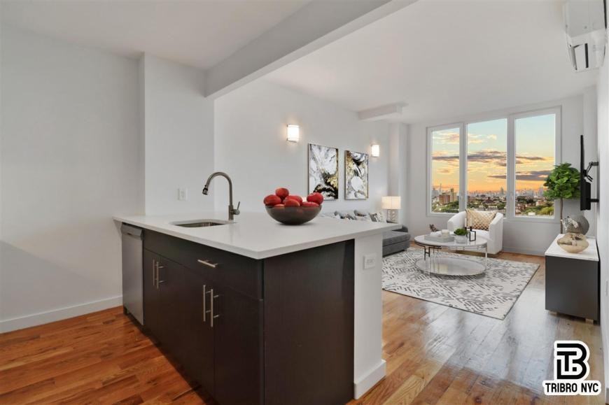 15 Somers St - Photo 2 of 6