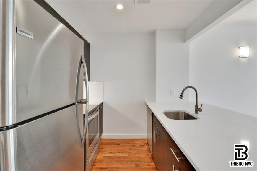 15 Somers St - Photo 5 of 6