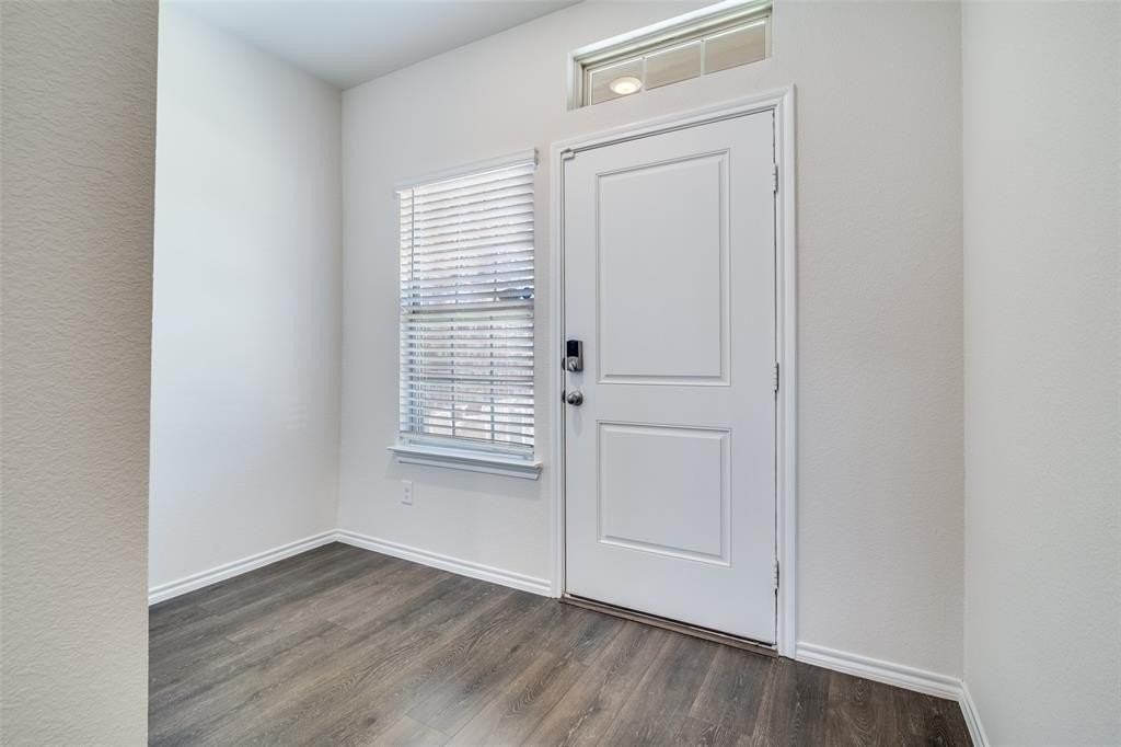 3025 Frazier St - Photo 3 of 23