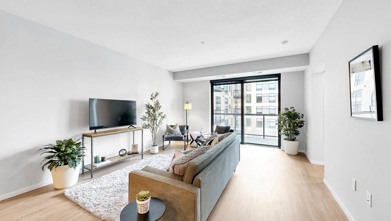 Viridium Apartments - Photo 2 of 50