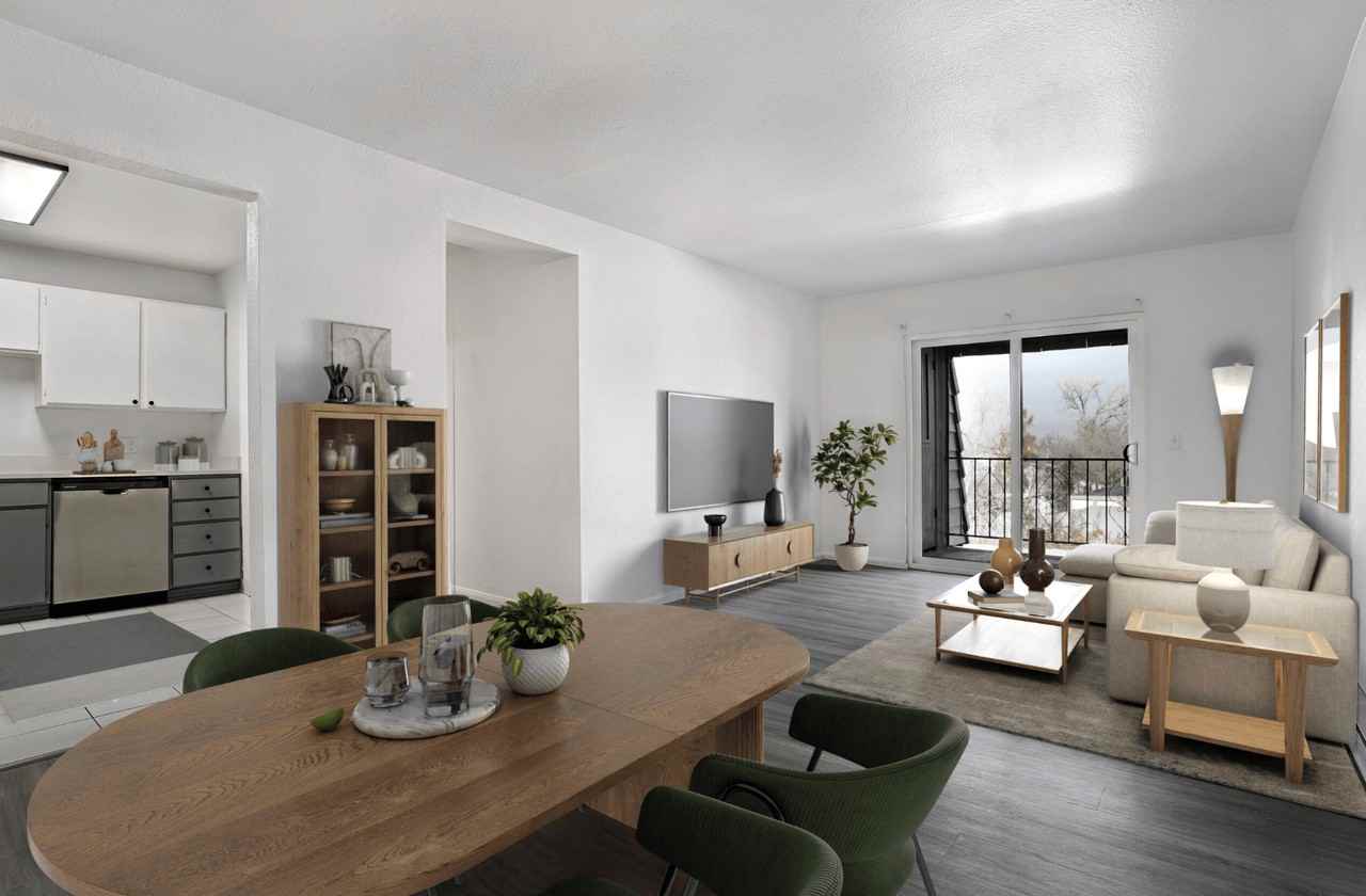 Canyon Commons - Photo 2 of 11