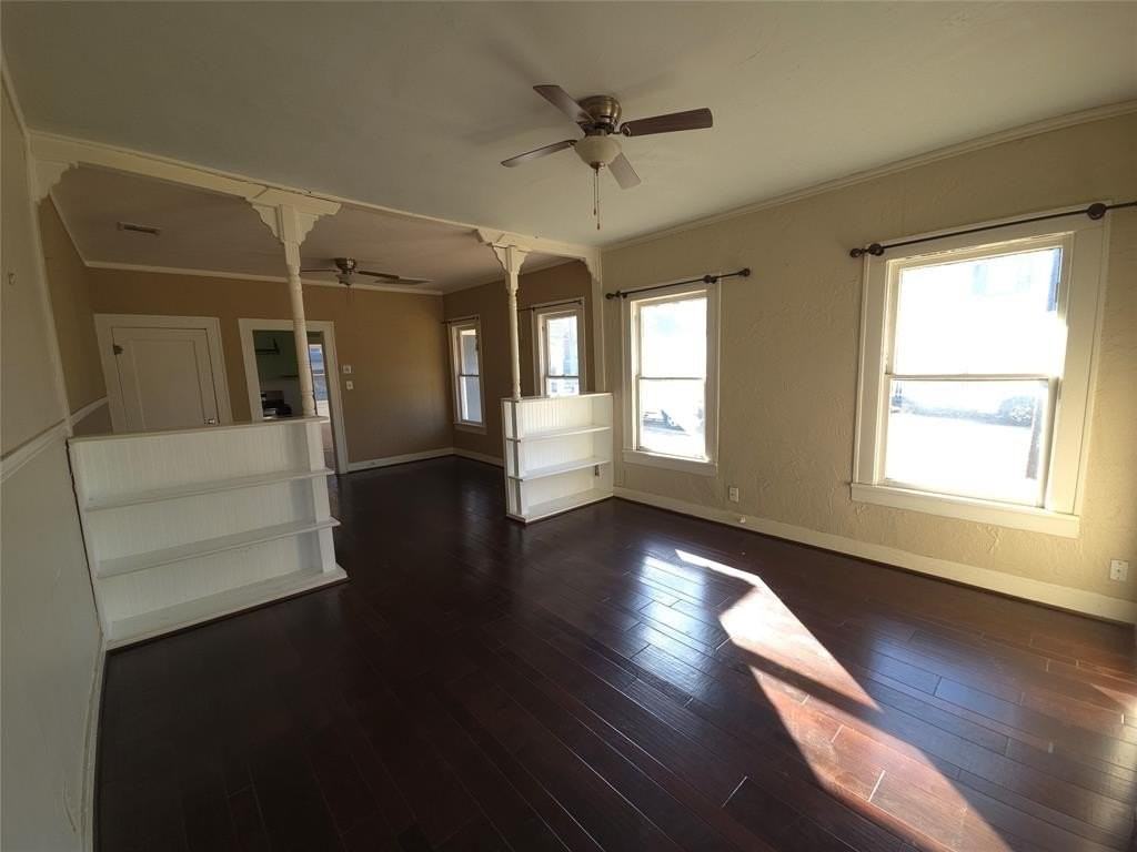 1335 S Lake St - Photo 4 of 10