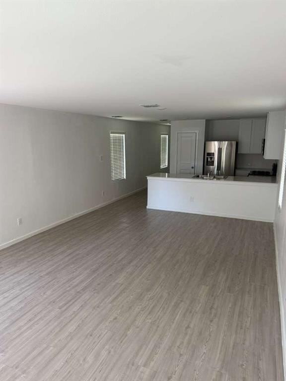 12128 Thoroughbred Dr - Photo 2 of 7