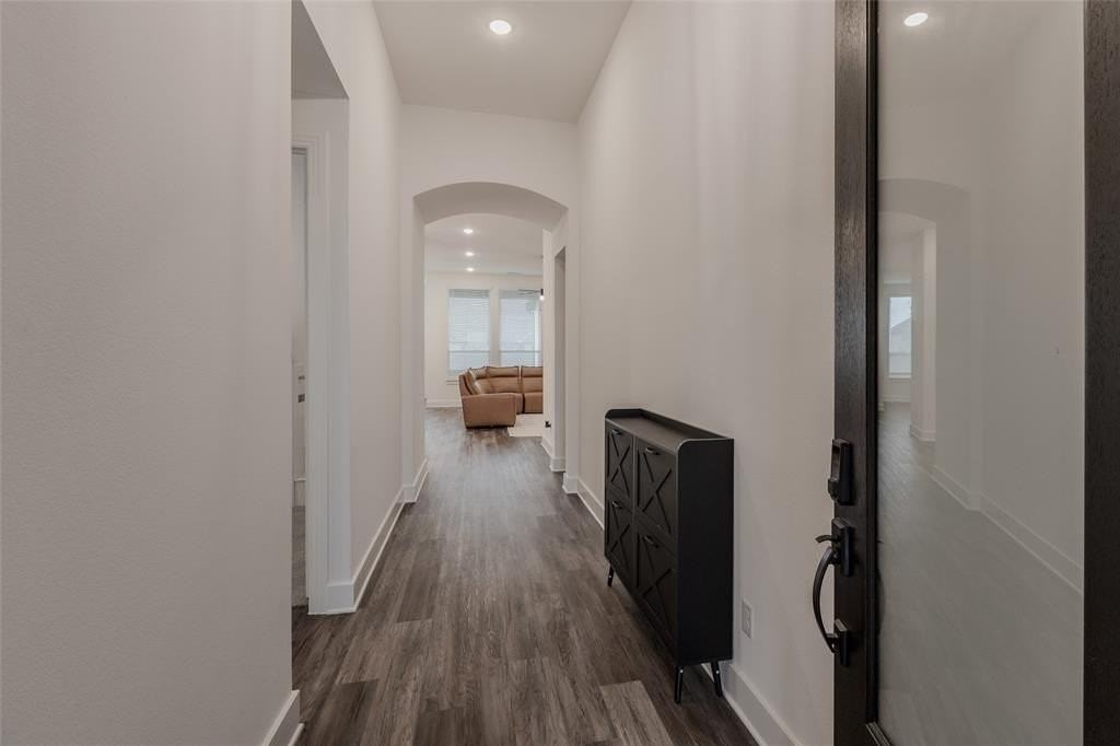 3509 Mescalbean Dr - Photo 4 of 38