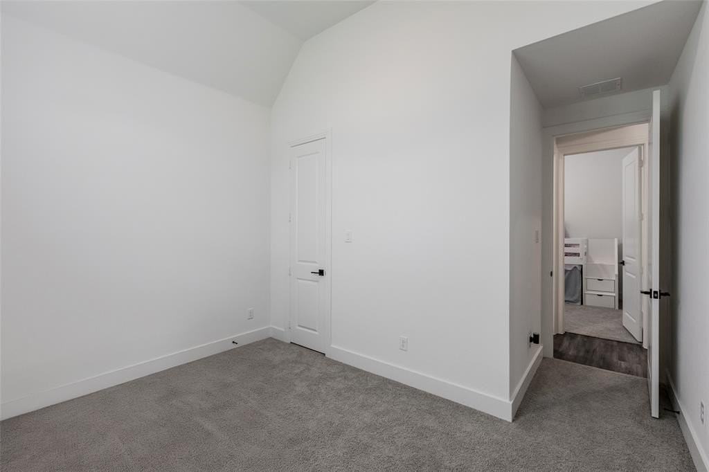 3509 Mescalbean Dr - Photo 7 of 38