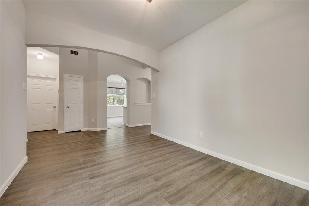 2716 Raspberry Ct - Photo 5 of 20