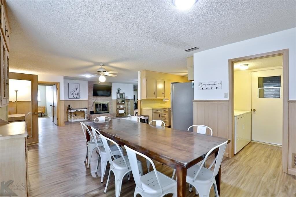 2810 Arrowhead Dr - Photo 6 of 40