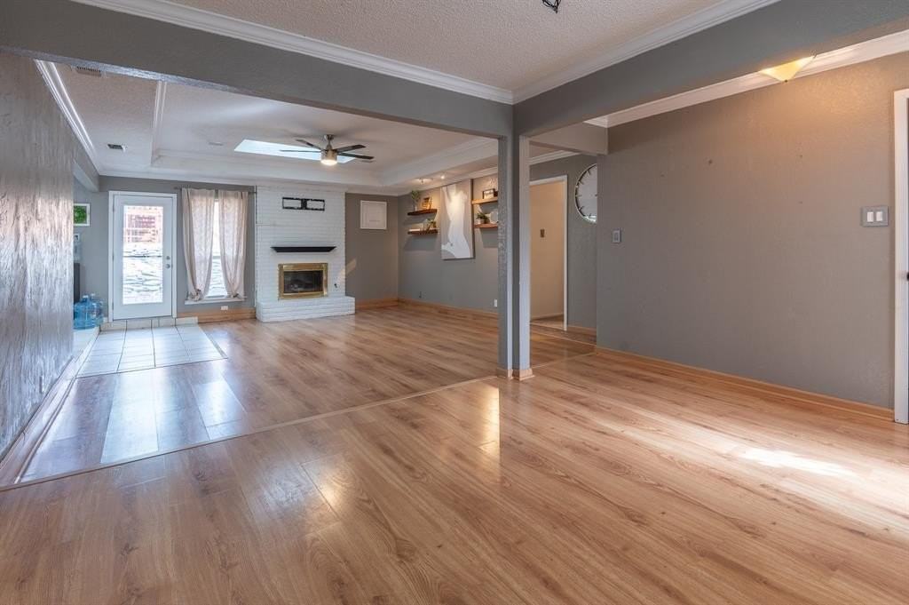 2707 Woodshire Dr - Photo 5 of 17