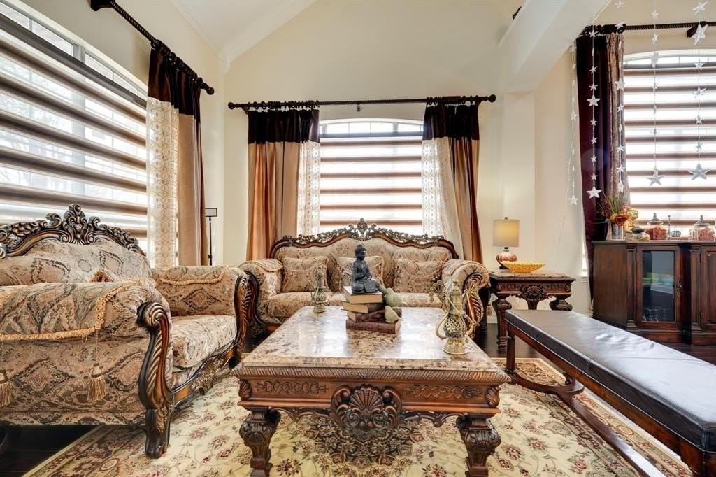 4514 Cape Charles Dr - Photo 5 of 35