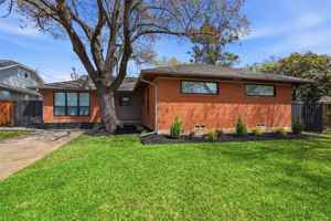 featured image of 8834 Liptonshire Dr