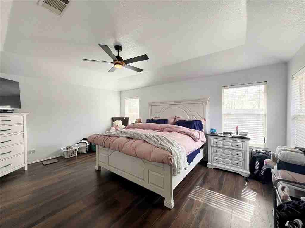 717 Ridgehill Dr - Photo 7 of 18