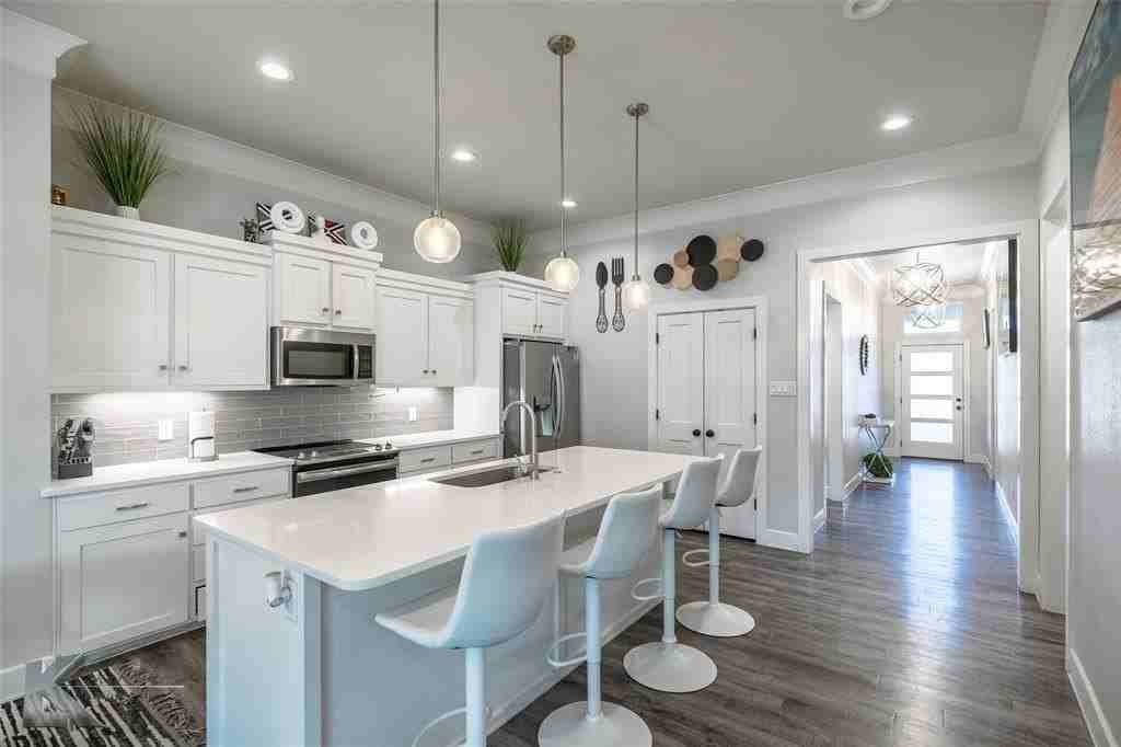 4517 Crosley Ln - Photo 5 of 33