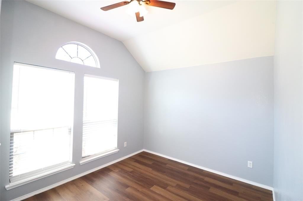 416 Water Oak - Photo 3 of 36