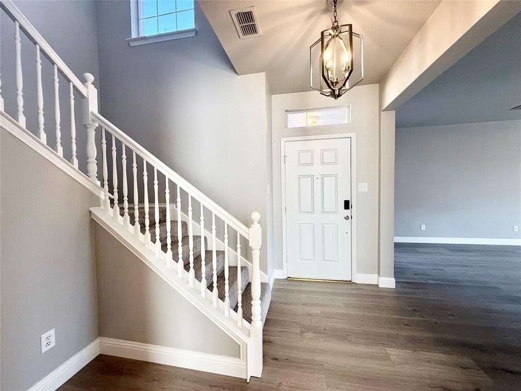 4916 Lodgepole Ln - Photo 6 of 32