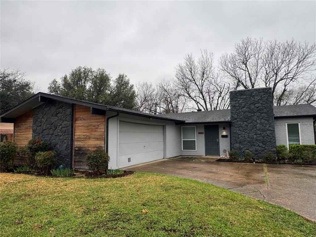 11447 Coral Hills Dr - Photo 2 of 23