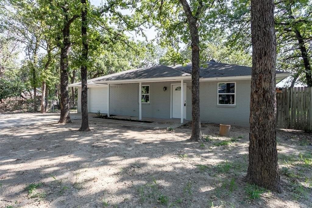 840 Red Oak Ct - Photo 3 of 16