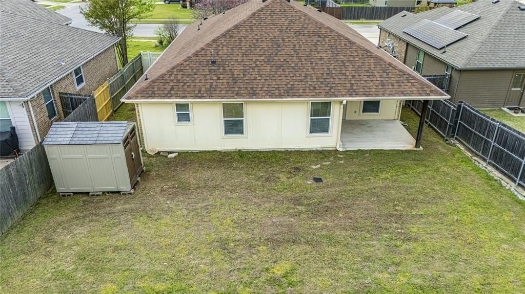 6505 Graceland Dr - Photo 3 of 17