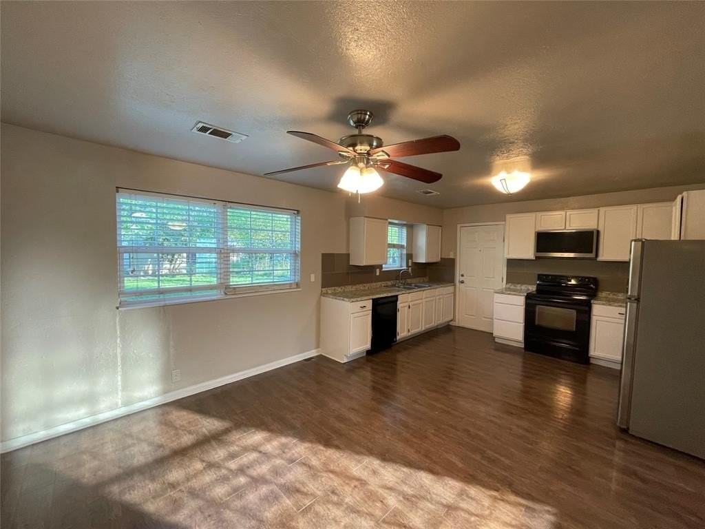 712 Sw Sunnybrook Dr - Photo 4 of 19