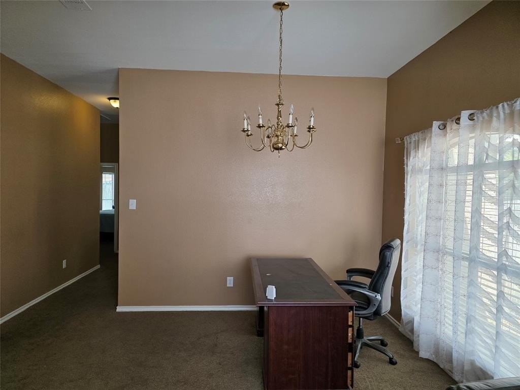 5600 Creekhollow Dr - Photo 4 of 34