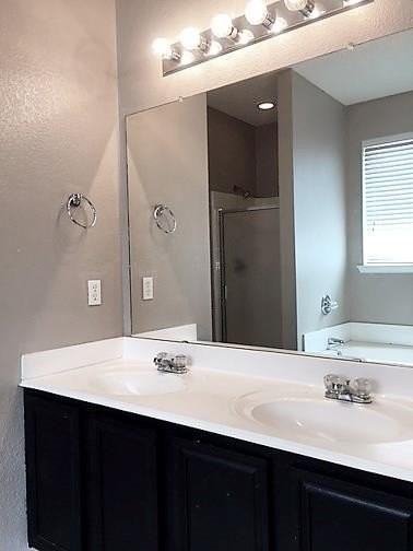 6304 Downeast Dr - Photo 7 of 10