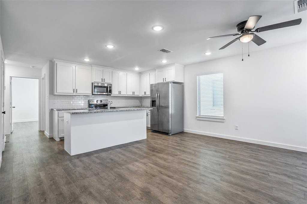 2610 S Fannin Ave - Photo 4 of 23