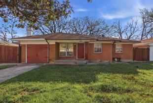 106 N 9th St - Photo 1 of 1