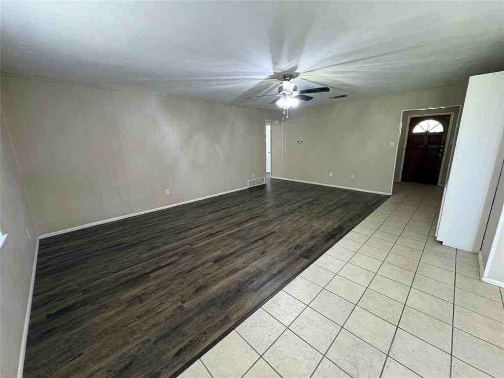 1111 Duane St - Photo 5 of 28