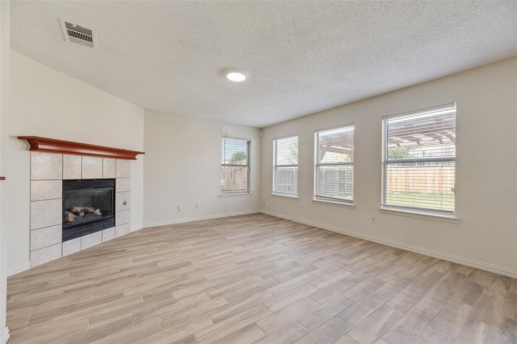 6324 Baltic Ave - Photo 3 of 19