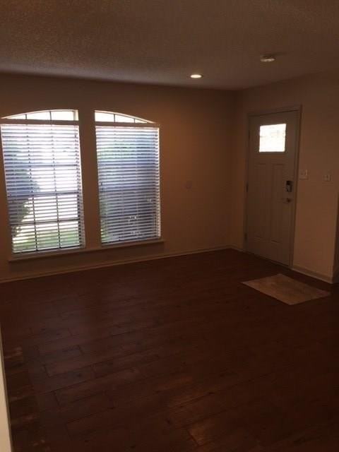 10101 Camelot Dr - Photo 2 of 13