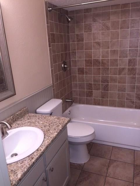 10101 Camelot Dr - Photo 7 of 13