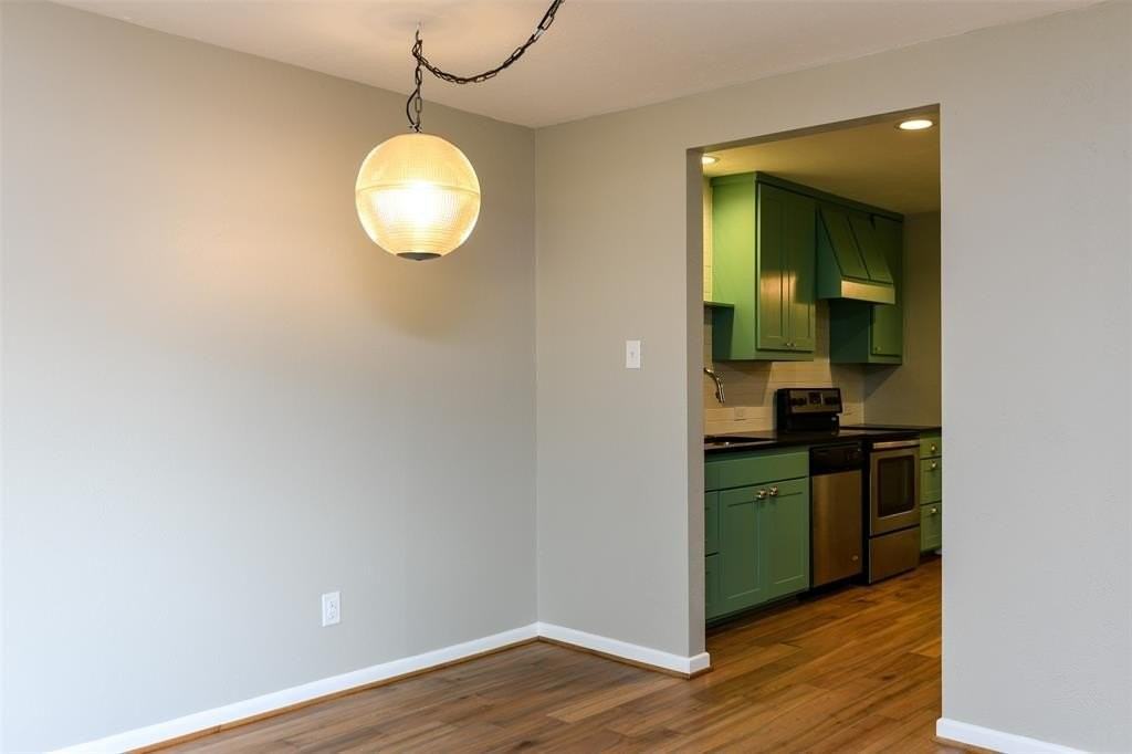 4408 Granbury Rd - Photo 7 of 10