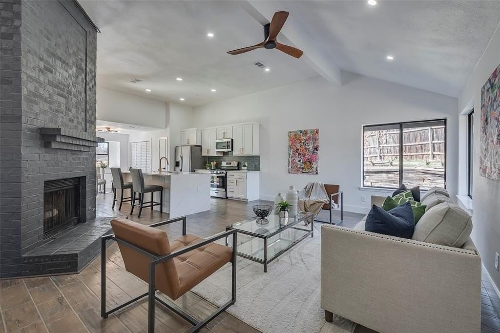 5607 Emrose Cir - Photo 4 of 25