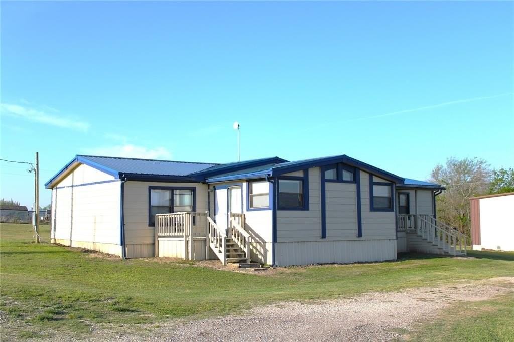 8644 Dustin Dr - Photo 2 of 24