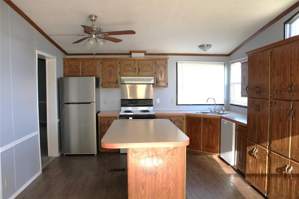 8644 Dustin Dr - Photo 6 of 24