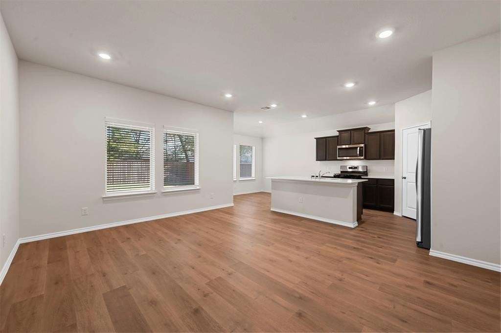 2313 Montgomery St - Photo 3 of 21