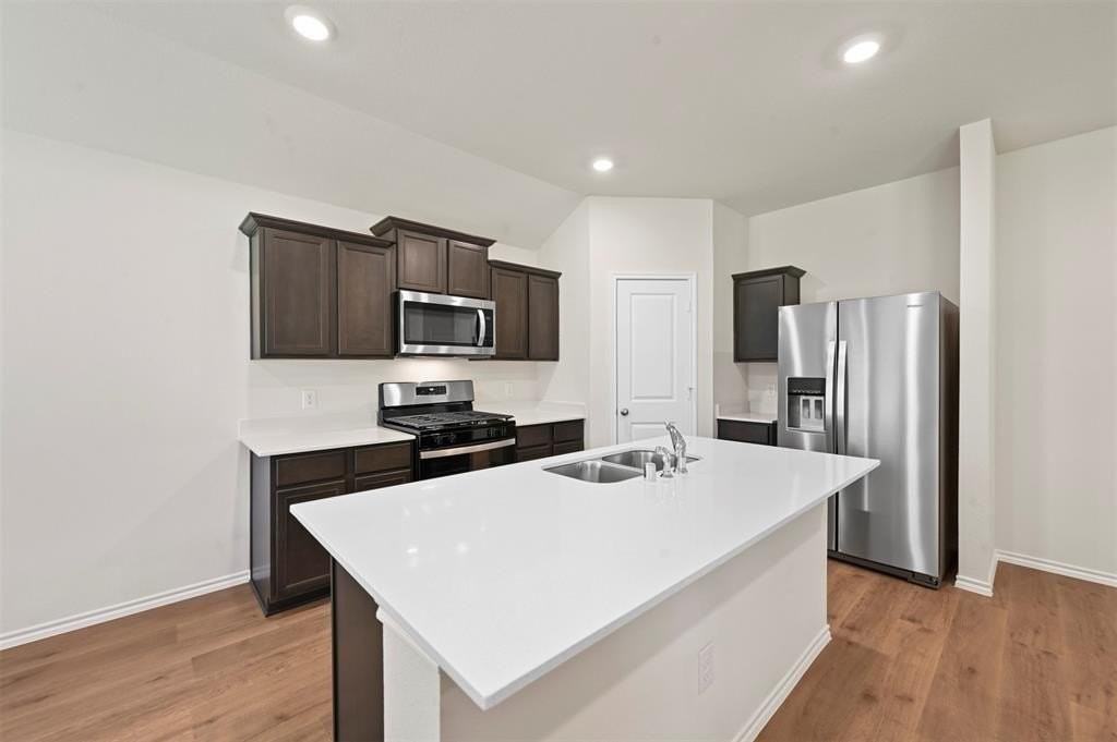 2313 Montgomery St - Photo 5 of 21