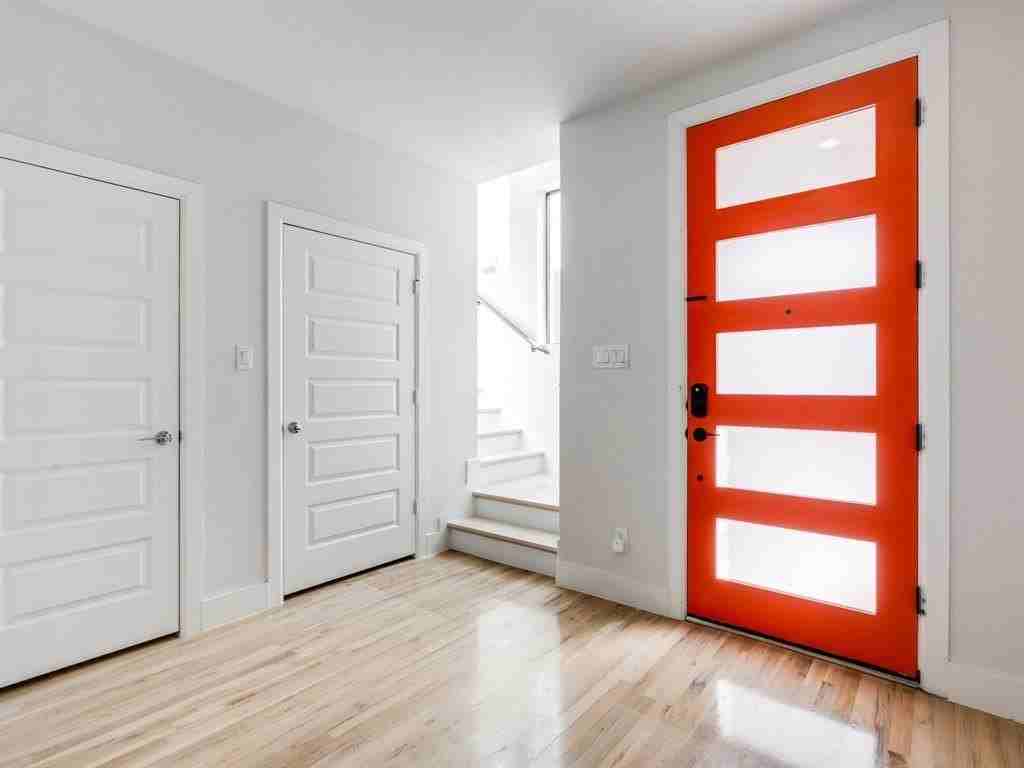 4913 Broadway Dr - Photo 2 of 40