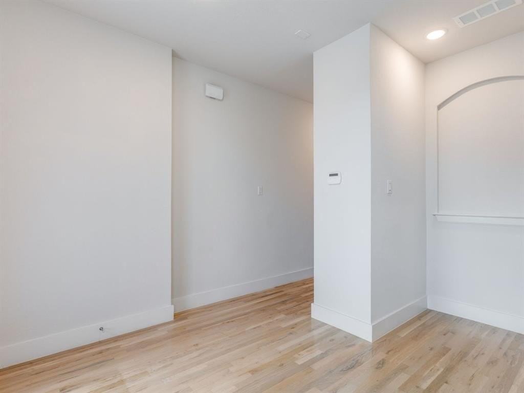 4913 Broadway Dr - Photo 5 of 40