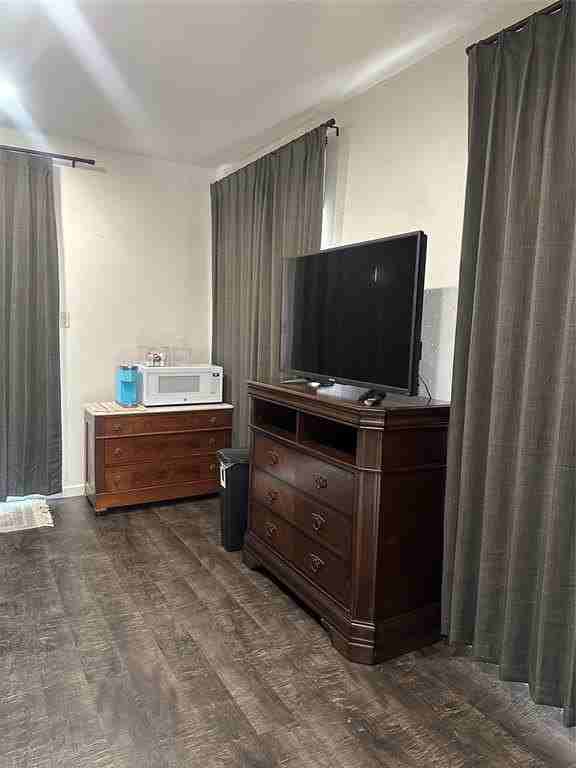 1133 S Leggett Dr #B - Photo 4 of 22