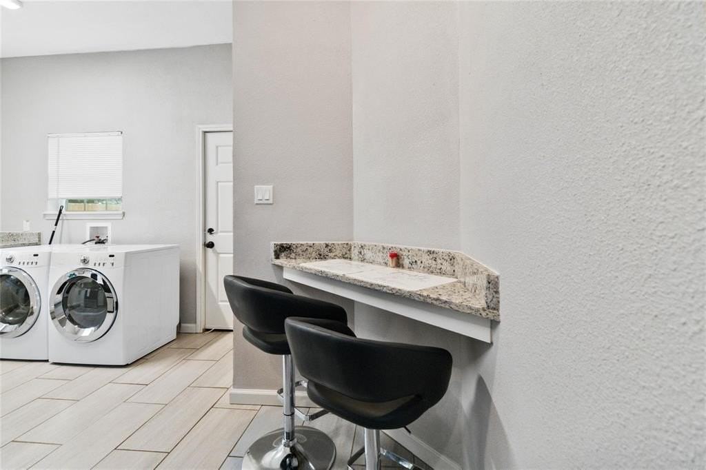 5524 Junius St #5526 - Photo 7 of 22