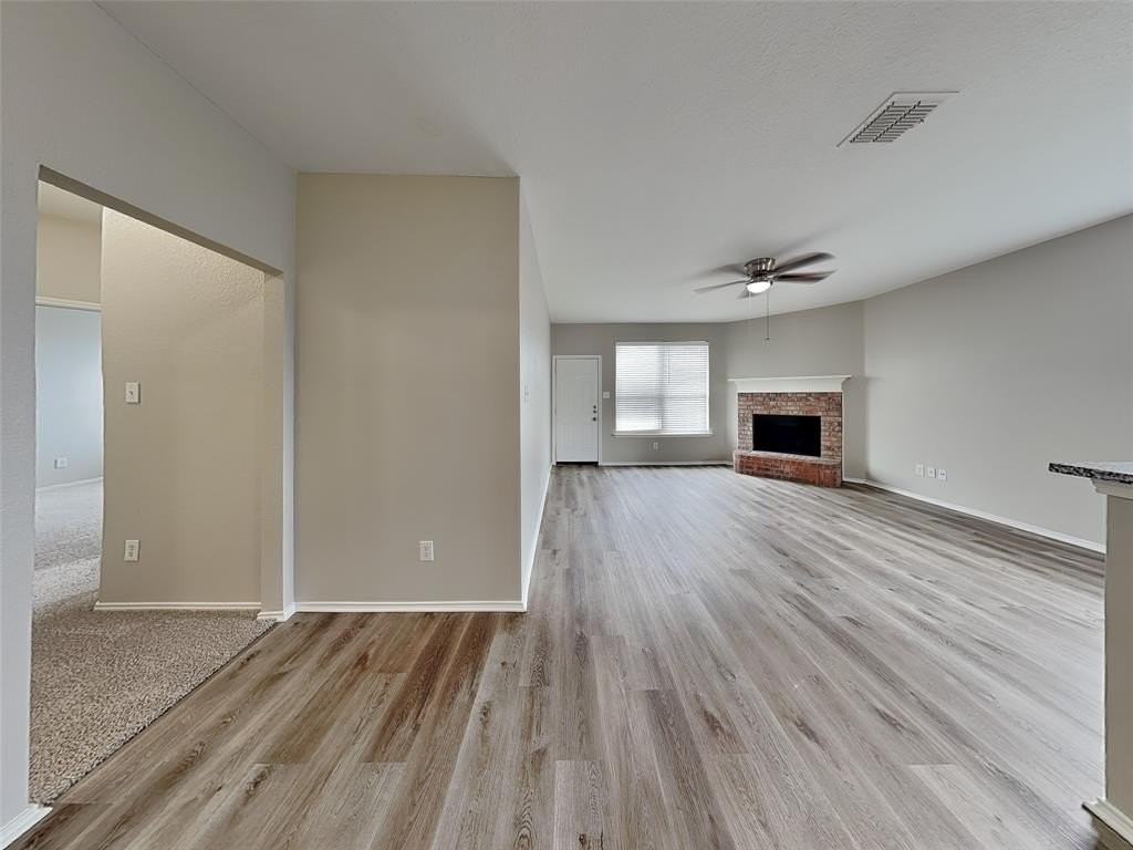 10008 Blue Bell Dr - Photo 5 of 20