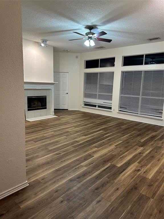 2057 Sailmaker Dr - Photo 3 of 11