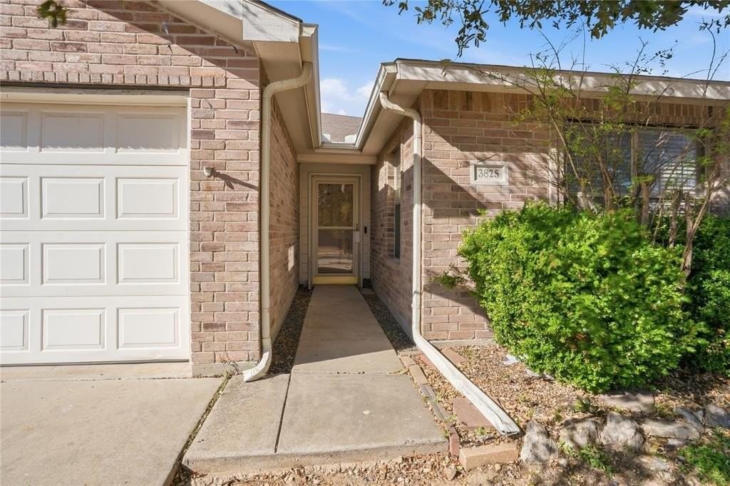 3825 Cane River Rd - Photo 2 of 30