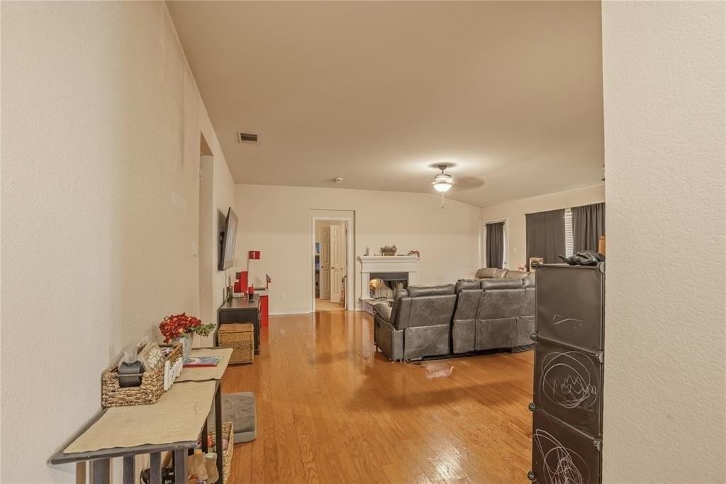 3825 Cane River Rd - Photo 3 of 30