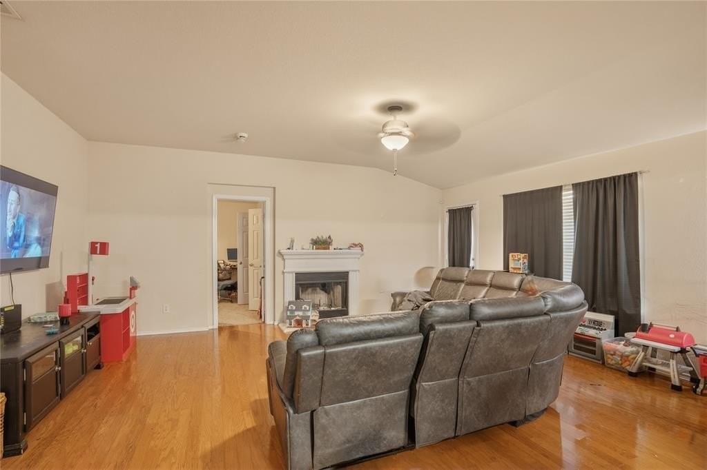 3825 Cane River Rd - Photo 5 of 30