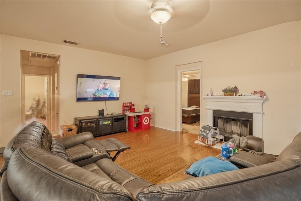 3825 Cane River Rd - Photo 6 of 30