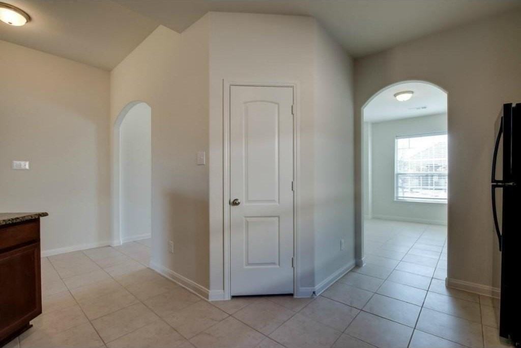 2321 Sable Wood Dr - Photo 6 of 8