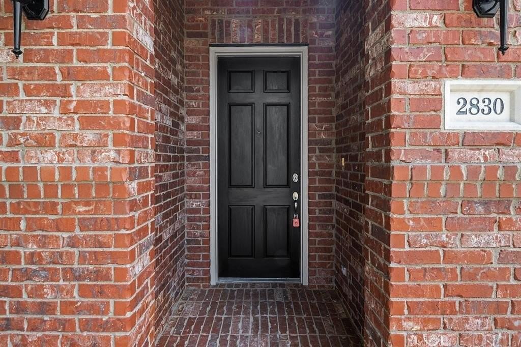 2830 Cedar Brook Dr - Photo 3 of 35